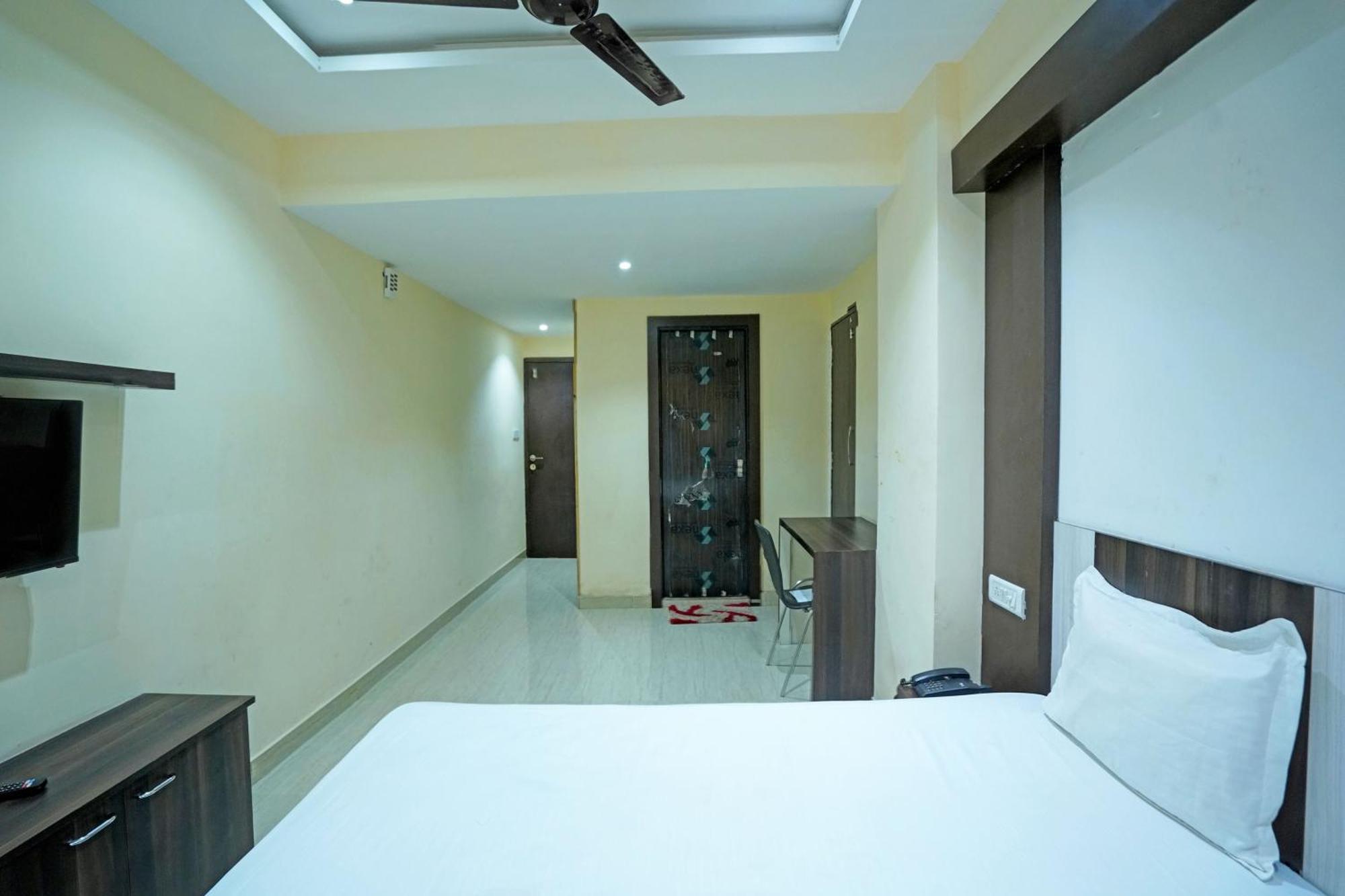 Hotel O Ss Palace Rāipur 外观 照片
